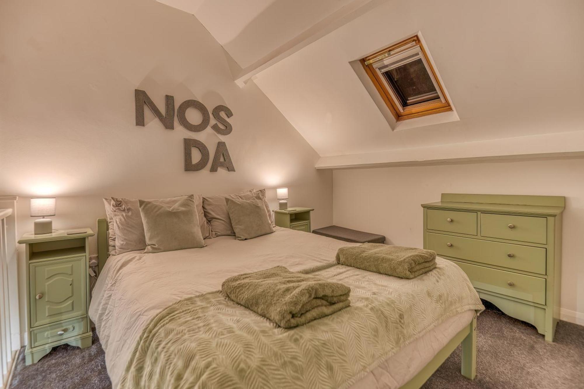 Butland Cottage Пембрук Екстериор снимка