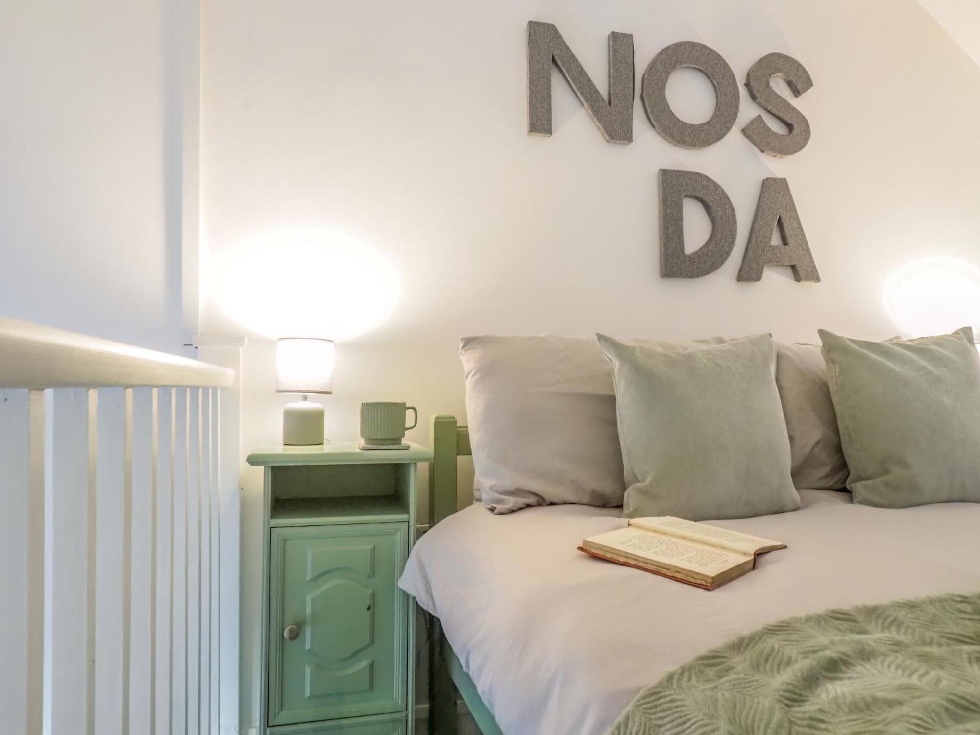 Butland Cottage Пембрук Екстериор снимка